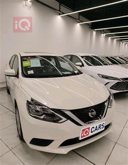 نيسان سيلفي